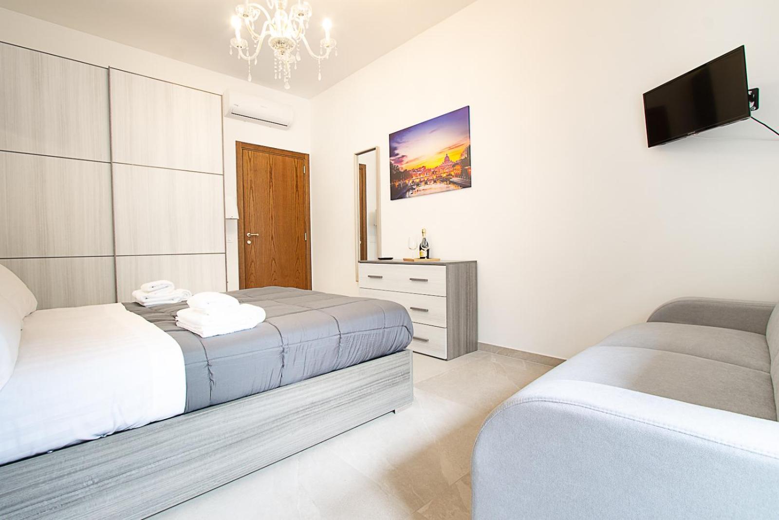 Vatican Cipro Guest House โรม ภายนอก รูปภาพ