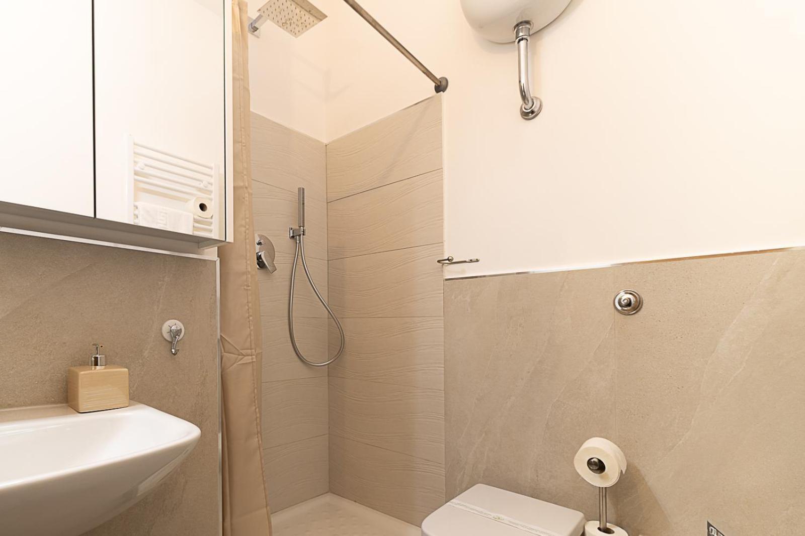 Vatican Cipro Guest House โรม ภายนอก รูปภาพ