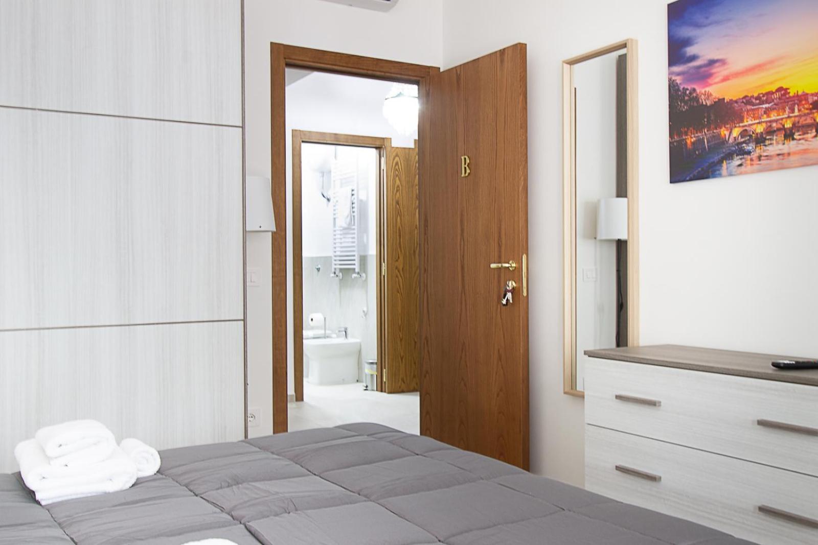 Vatican Cipro Guest House โรม ภายนอก รูปภาพ